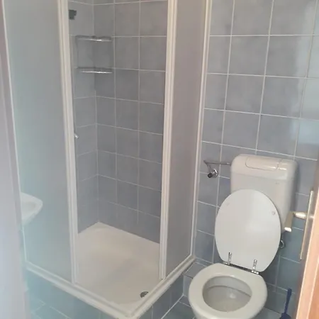 7 * Makarska